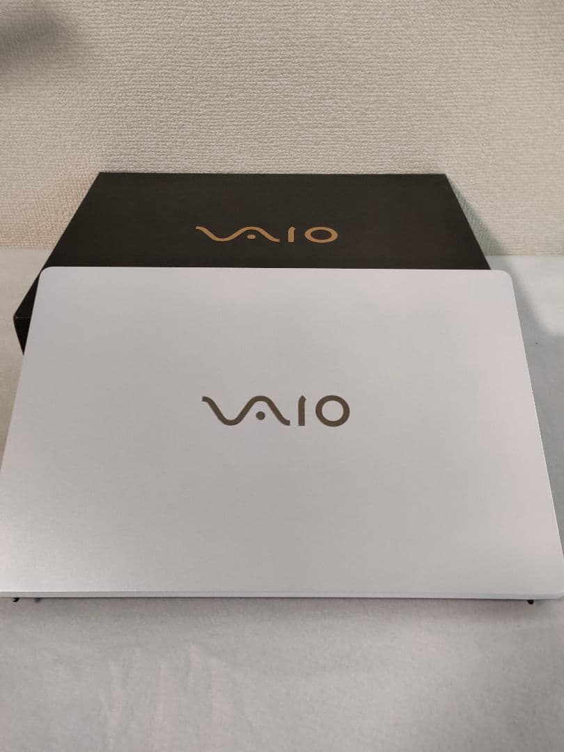 VAIO ノートPC シルバー　VJS111D12N VAIO S 中古パソコン SONY S11 VJS111D12N Microsoft Office 2019 Core