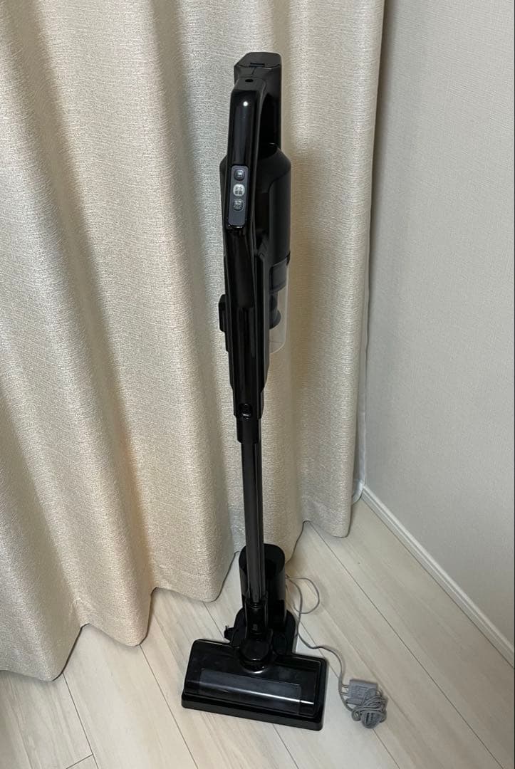 アイリスオーヤマ コードレス掃除機 SCD-184P-B 2023年 Amazon.co.jp: 【置くだけ充電スタンド付き】 アイリスオーヤマ(IRIS