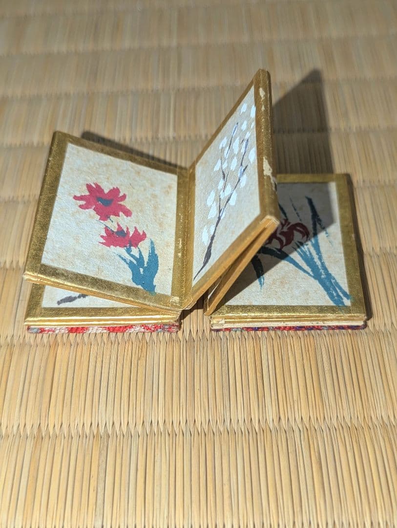 稀少！古い雛道具 花の絵の折り本