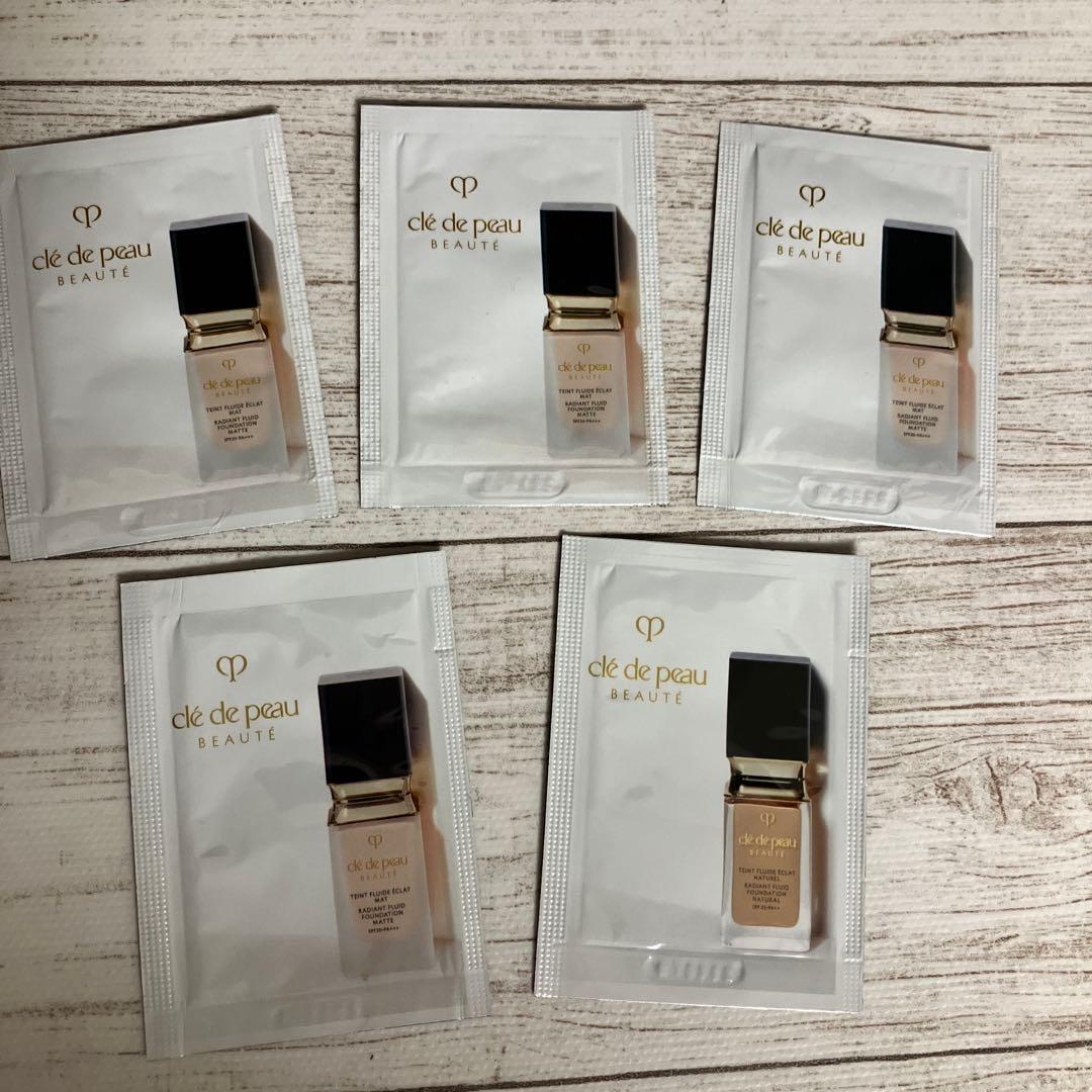 クレドポーボーテ タンフリュイドエクラマット オークル10 オークル20