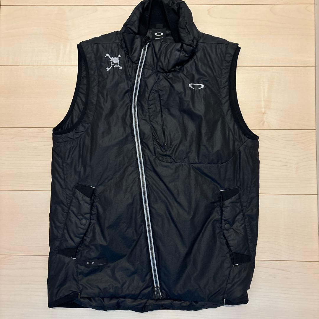 Oakley ブラック ベスト パフォーマンスフィット - メルカリ