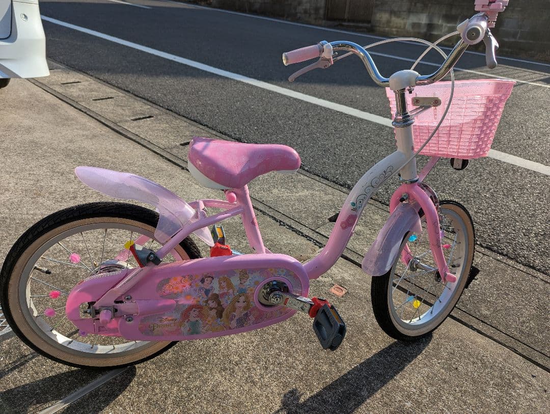 16インチ ピンク自転車 キャラクター柄 バスケット付き - メルカリ