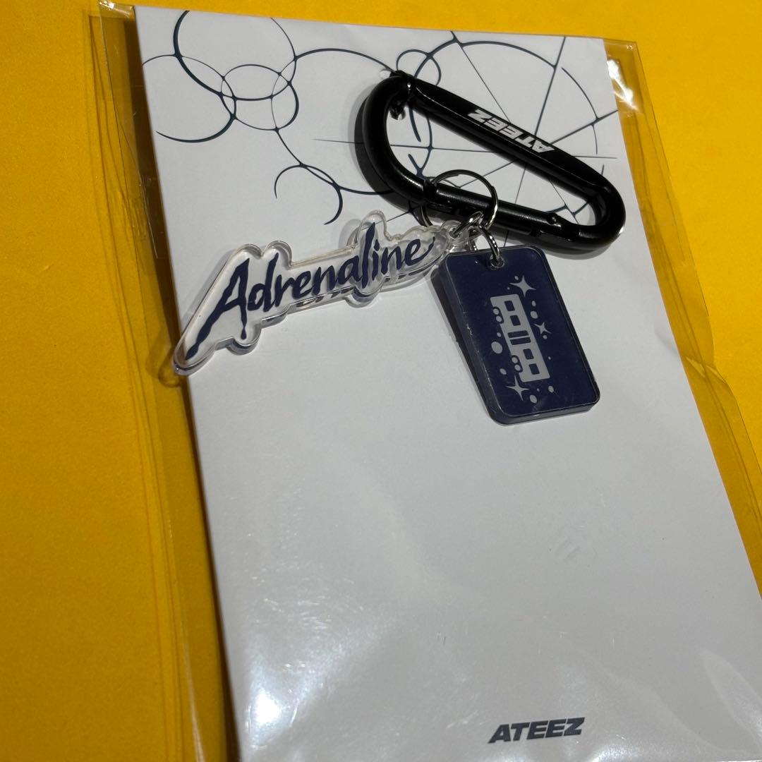 ATEEZ popup gh4 カラビナ キーリング adrenalin - メルカリ