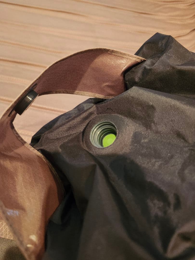 【極美品】 peak キャンピングマット 2.5W TM-193