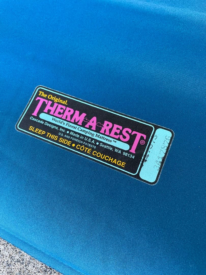 希少廃盤　サーマレストマット　デラックス　中古品 楽天市場】サーマレスト マット 中古の通販