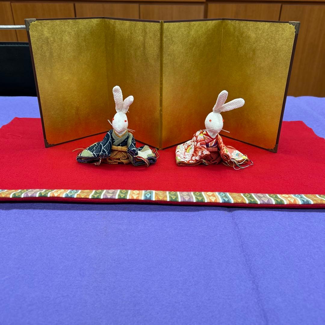 【350】うさぎの雛人形 金屏風付き＊ 雛人形 ひな人形 コンパクト おしゃれ 五人飾り 親王 三人官女 錦彩