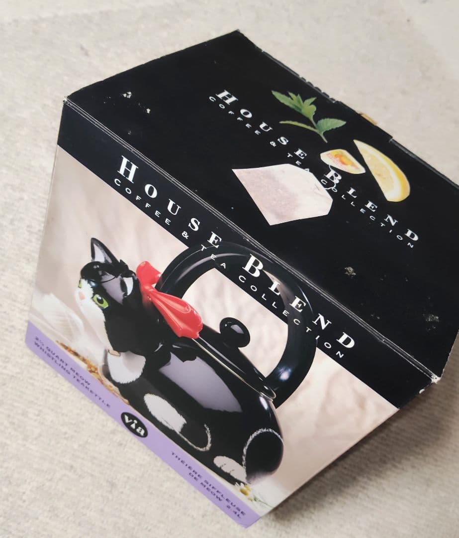 希少☆猫ケトル☆猫の笛吹きやかん☆ - メルカリ