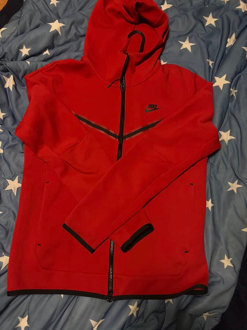 NIKE テックフリース　赤色　正規品 正規品】NIKE テックフリース 赤 セットアップ - メルカリ