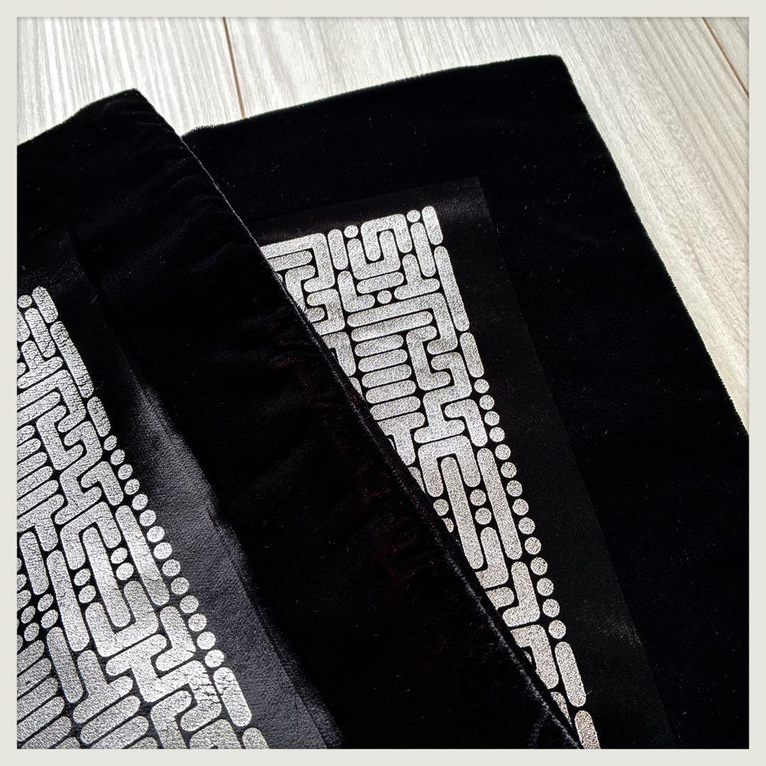 スコティッシュヴィンテージ クッションカバー 黒+赤と黒+青2枚組