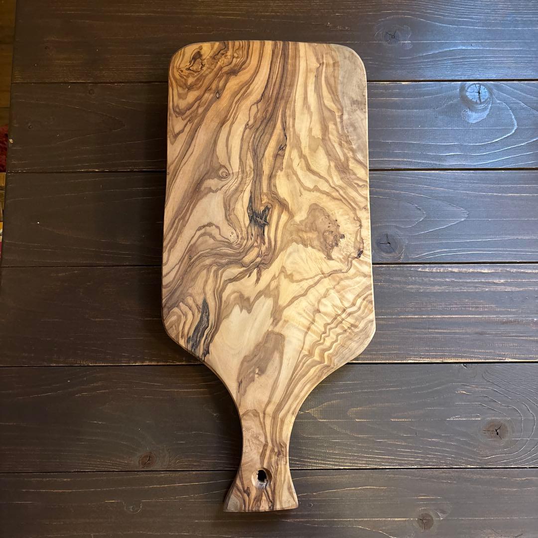 オリーブの木　手持ちまな板LL オリーブ 手付 カッティングボード L オリーブの木 まな板 テーブル 木