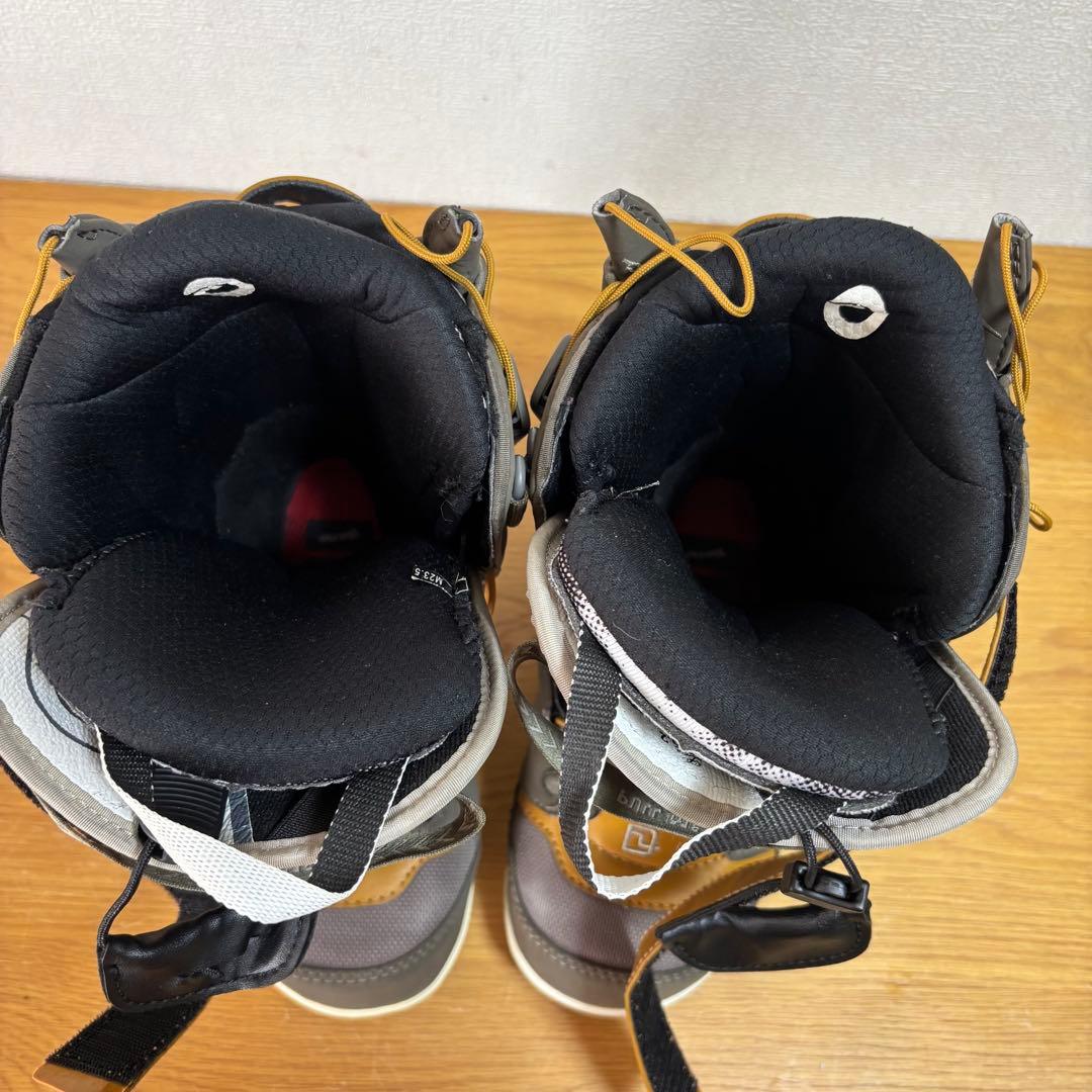 美品　DEELUXE ID スノーボードレディースブーツ 23.5cm