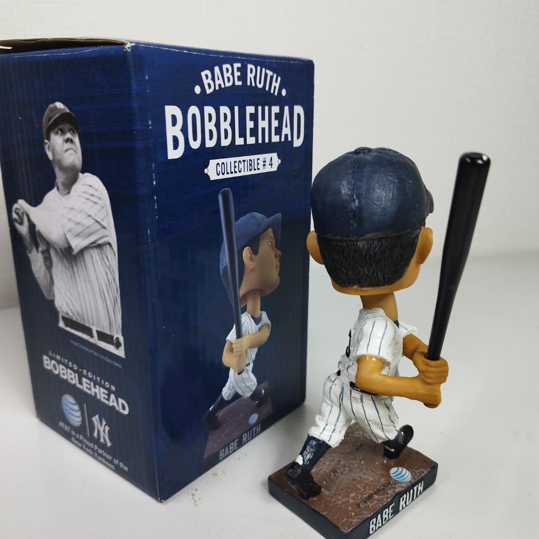 ベーブルース ボブルヘッド 首振り人形 フィギュア バブルヘッド 新品