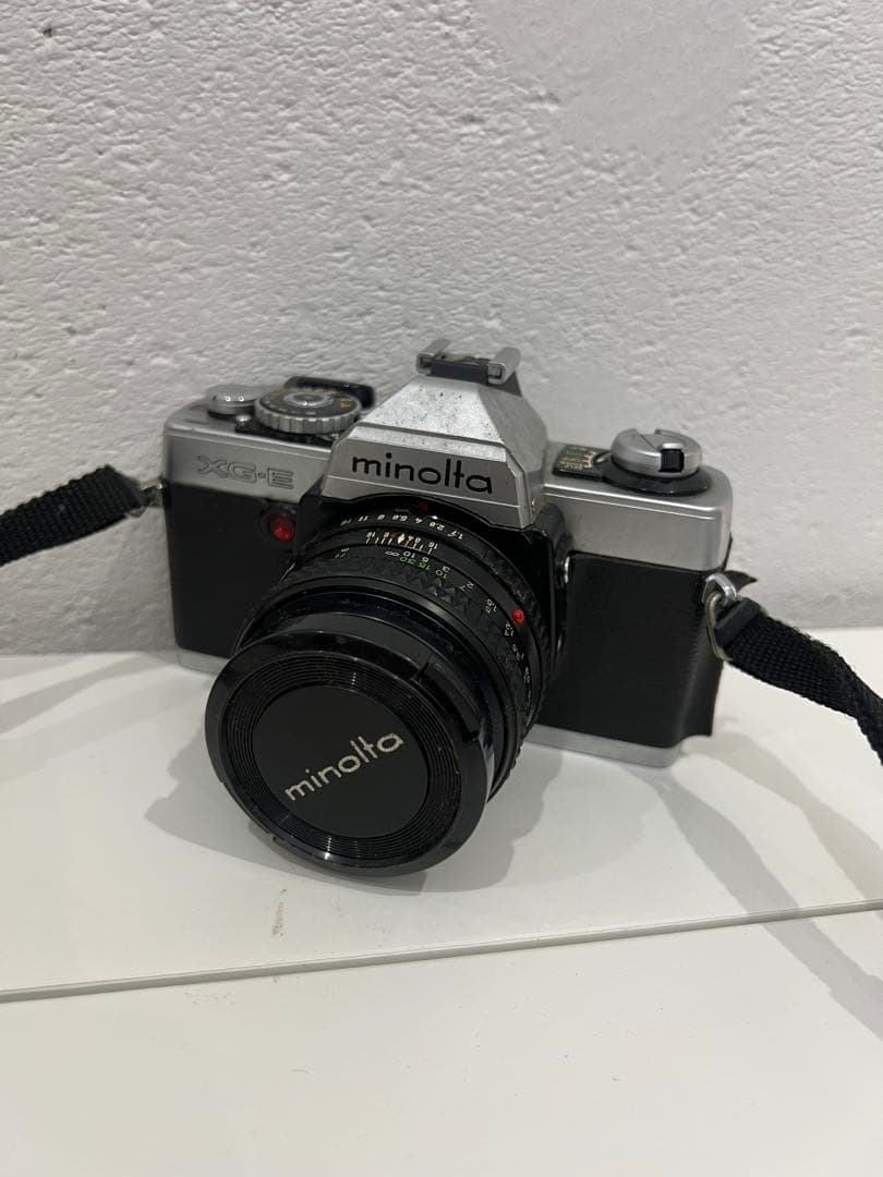 Minolta XG-E 一眼レフカメラ 50mmレンズ付き - メルカリ