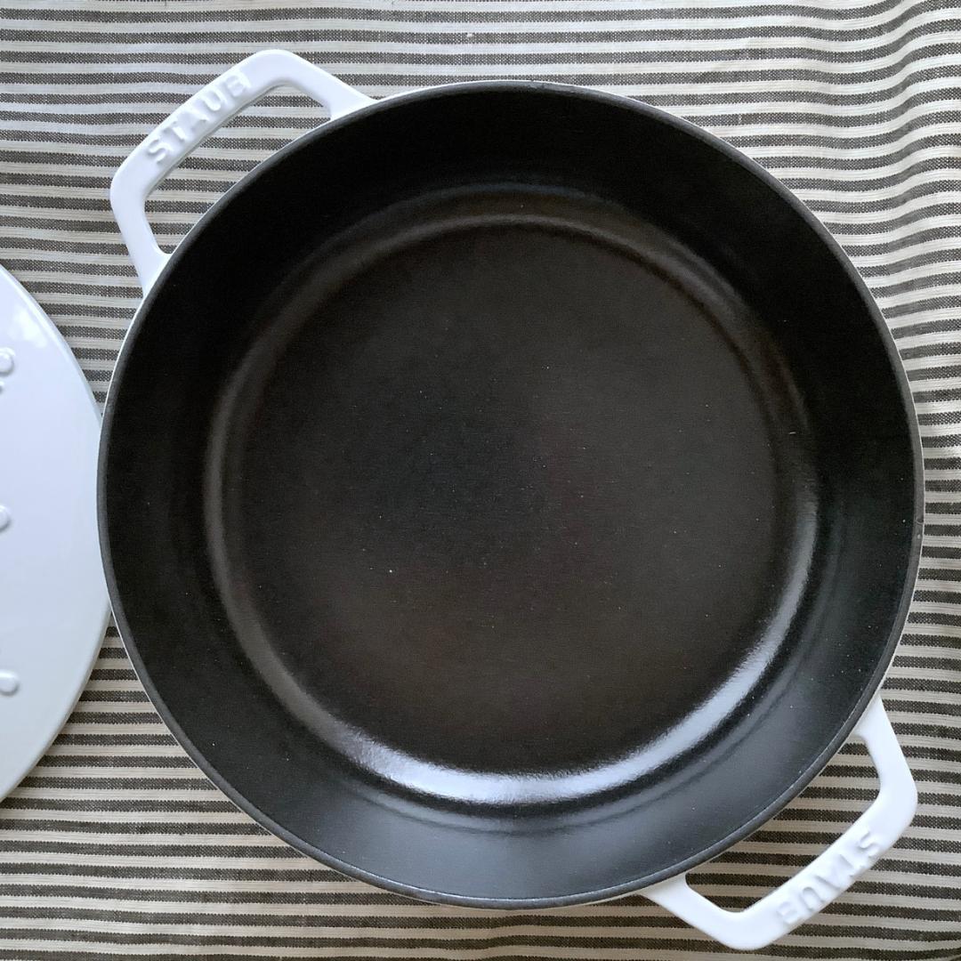 ヘンケルスジャパン正規品】ストウブ スノーフレークブレジエ 24