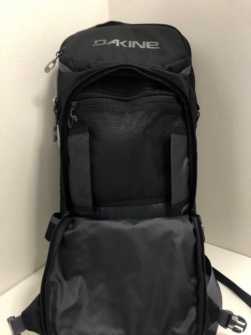 DAKINE HELL PRO 20L ダカイン ヘリプロ 国母 スノーバッグ - メルカリ