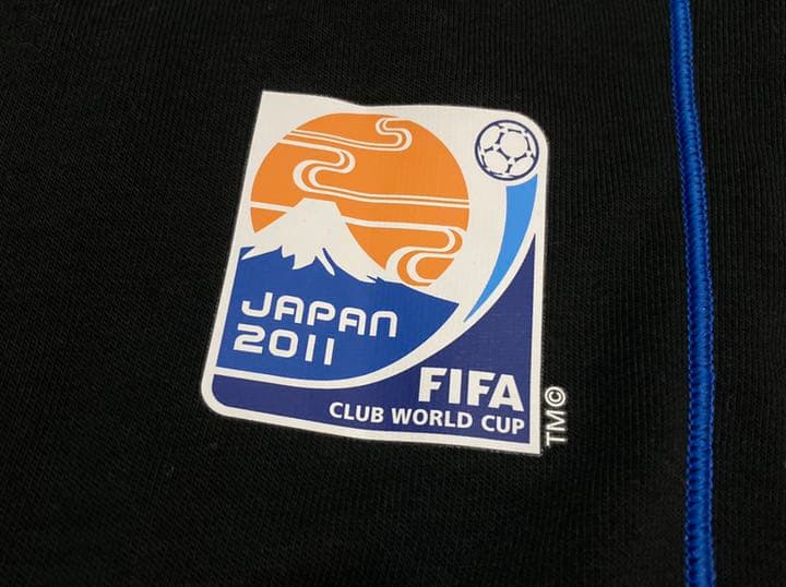 バルセロナ メッシ パーカー XO FIFA バロンドール - メルカリ