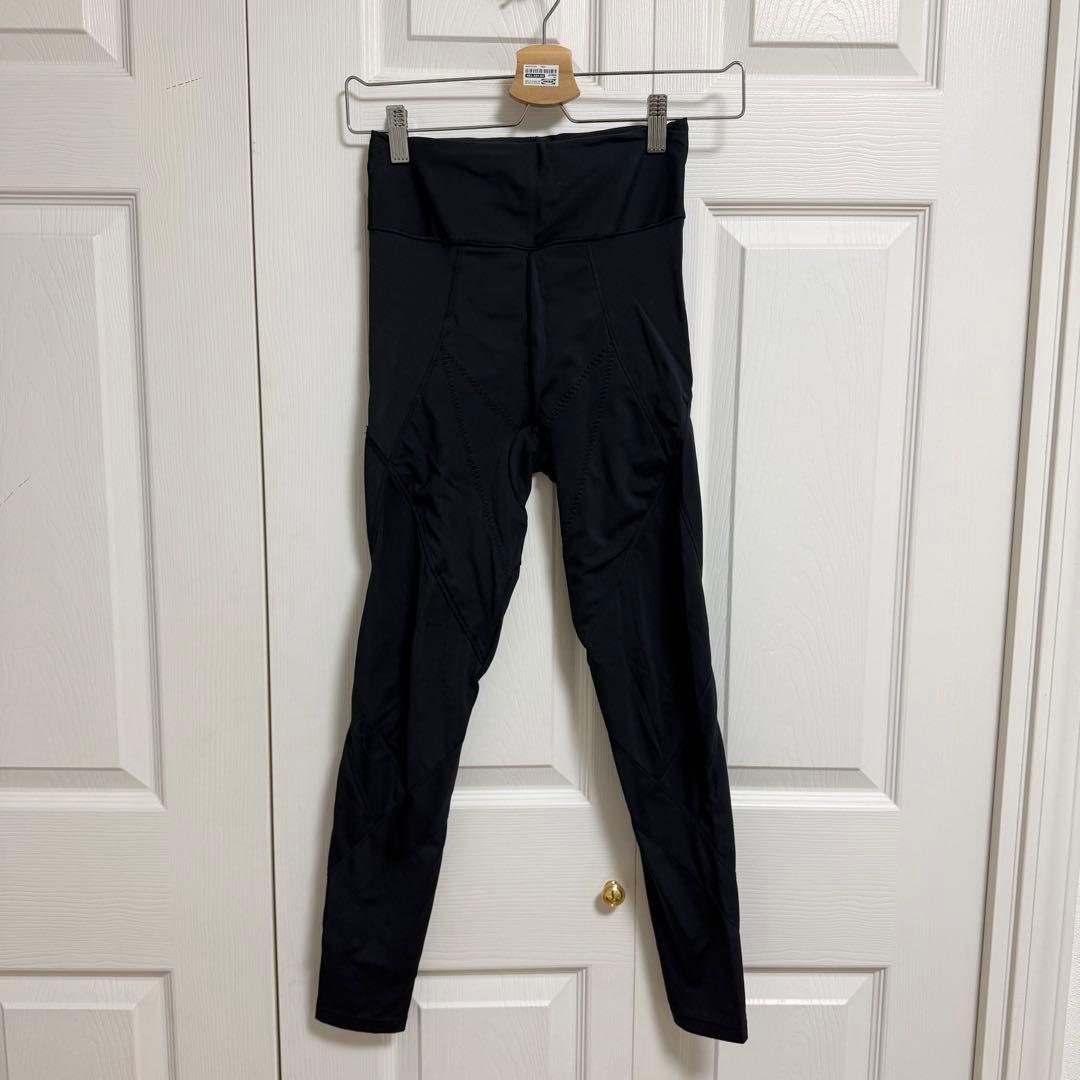 LAVA リントスル パーフェクトフォームレギンス L ブラック - メルカリ