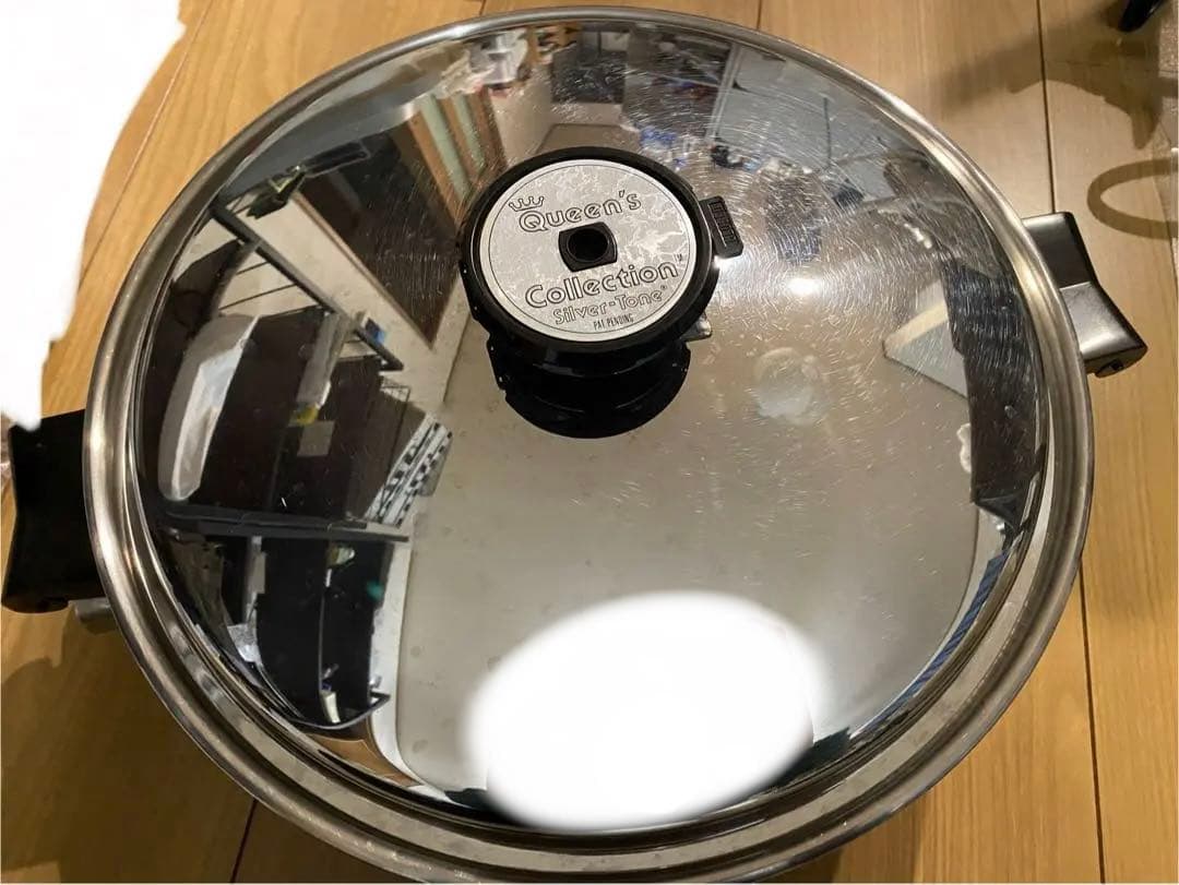 REGAL Queens Collection Silver-Tone 電気鍋 - メルカリ