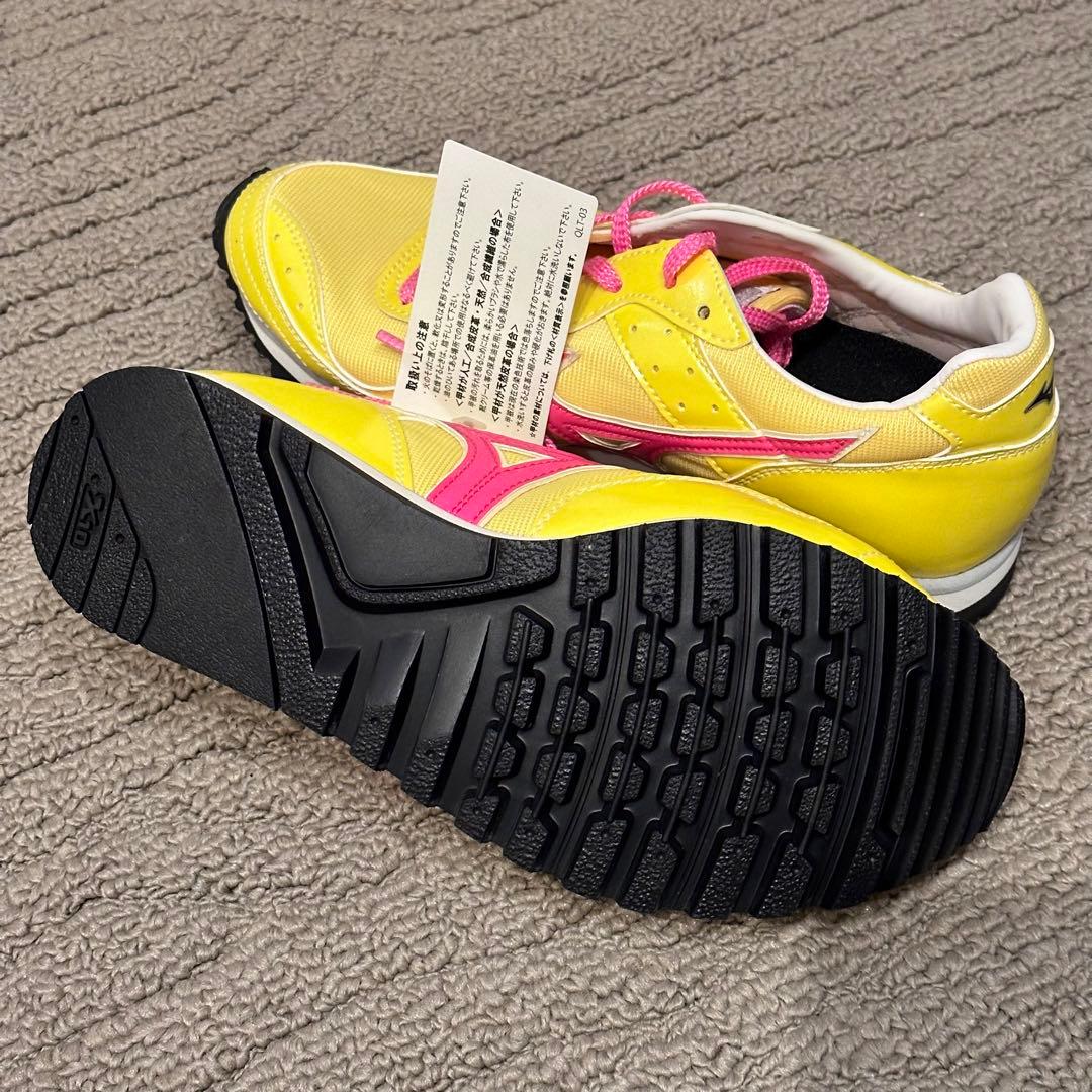 ビルトトレーナー　24.0cm 新品