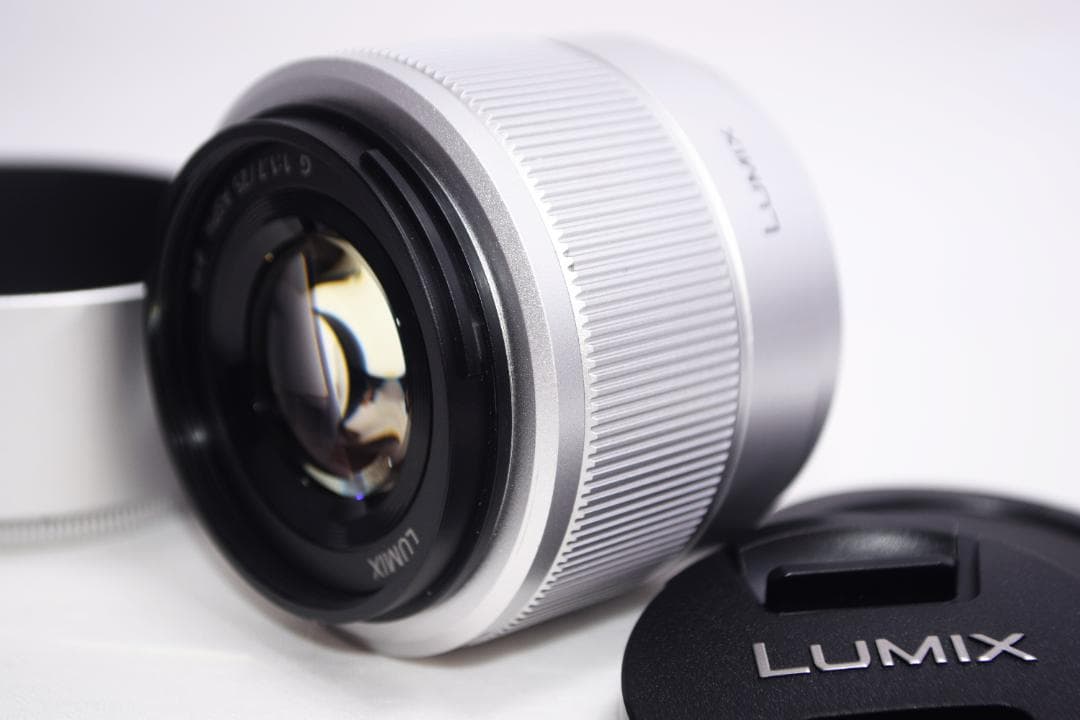 ❤鮮やかなボケを簡単に❤Lumix G25mm 単焦点レンズ L108434066