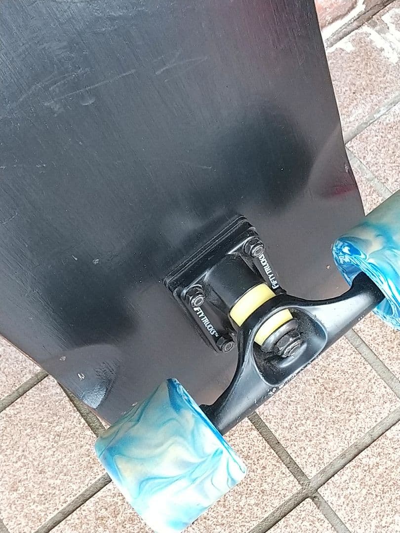 スケボー クルーザー Fifty Tracksトラック & Hawgs 63mm - メルカリ