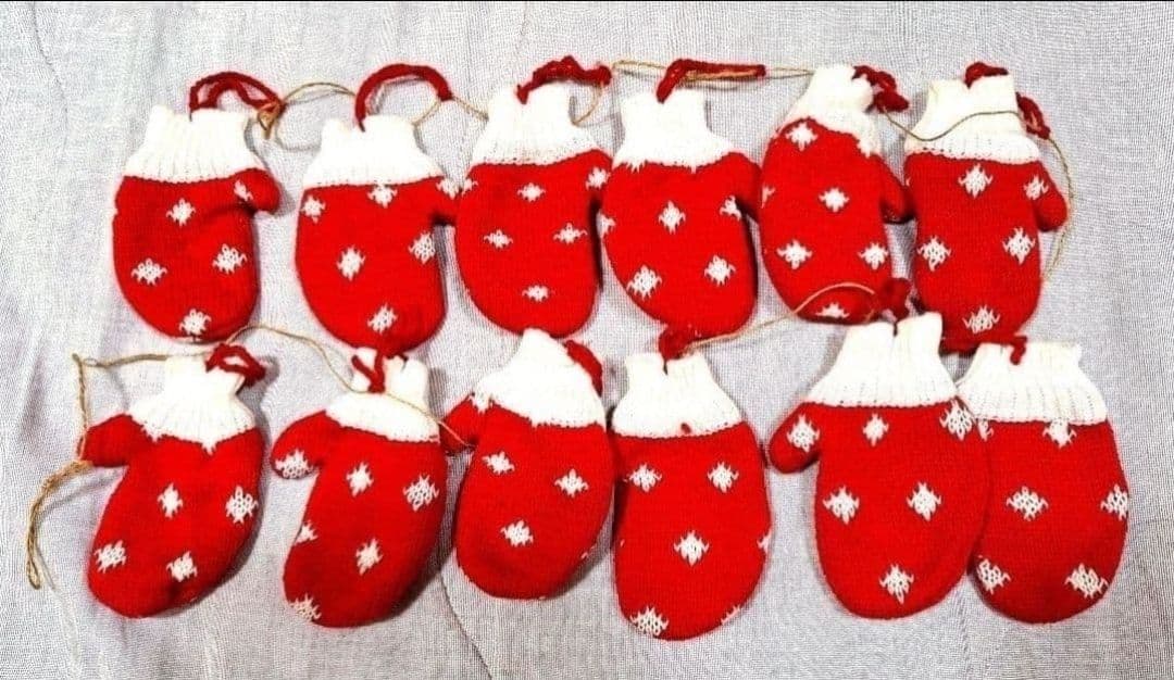 新品⭐クリスマスニットミトン装飾ガーランド 手袋オーナメント 24個付