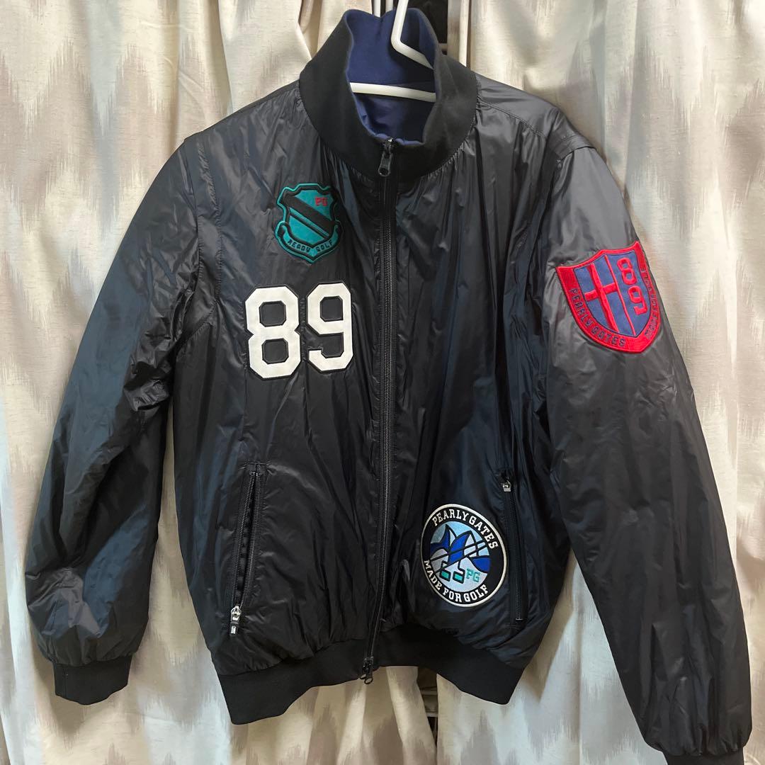 パーリーゲイツ 4wayブルゾン リバーシブル パーリーゲイツ 4WAYリバーシブル中綿ジャケット ネイビー×白 ロゴ