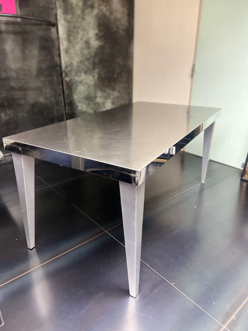 最終プライス　引越しの為、ACMEで製作フルオーダーステンレススチール テーブル 最終プライス 引越しの為、ACMEで製作フルオーダーステンレススチール
