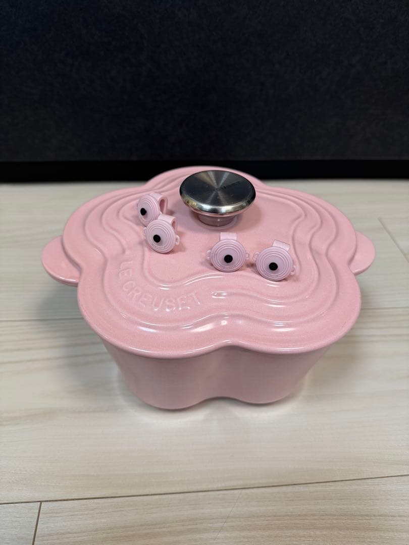 ルクルーゼ　ココットフルール　フレンチローズ ピンク　20cm 鍋 新色「フレンチローズ」のお鍋が登場！母の日向けギフトも揃う ル