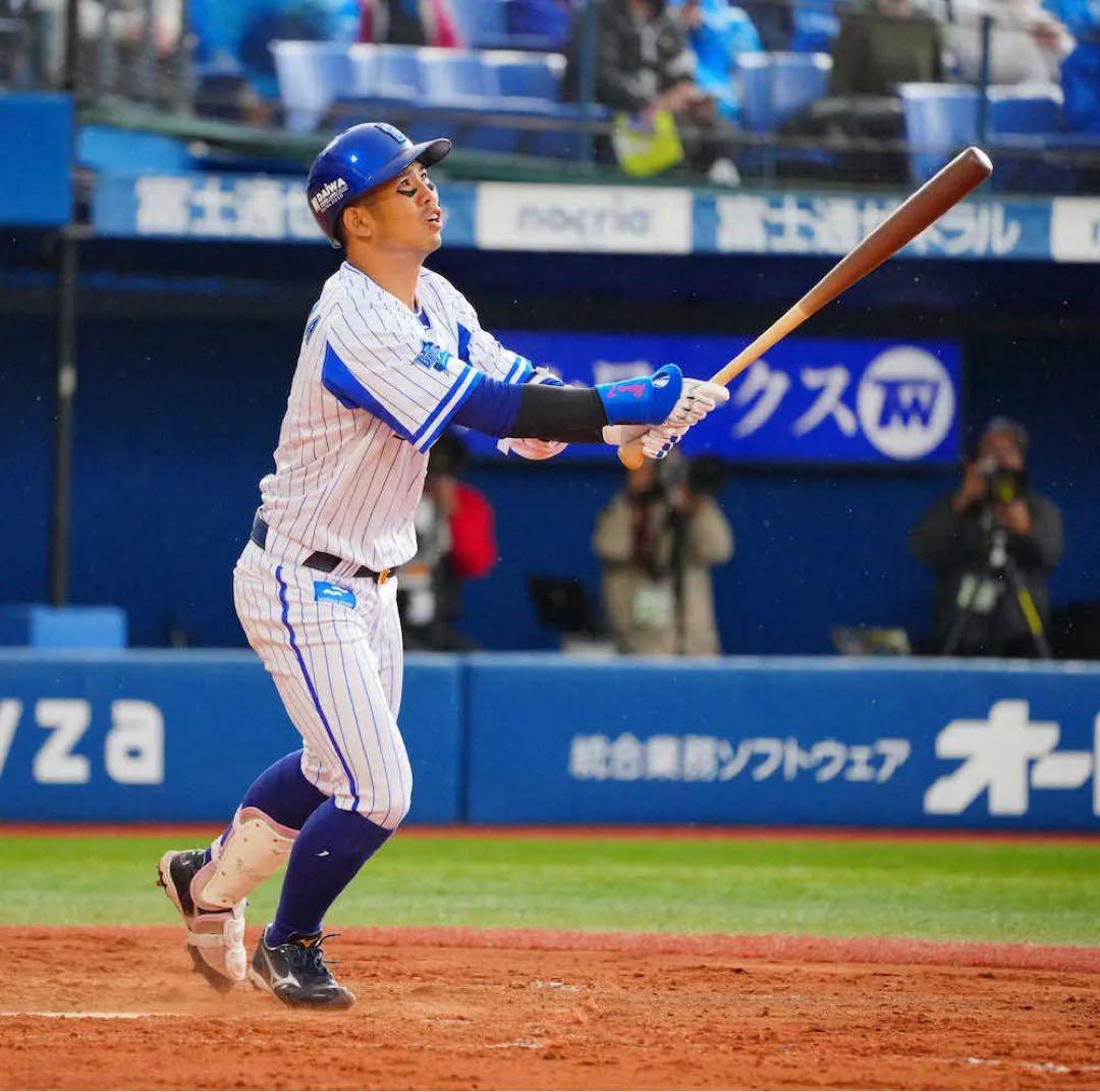 DeNAベイスターズ 桑原将志 #1 バット NPBマーク 支給品 実使用 - メルカリ