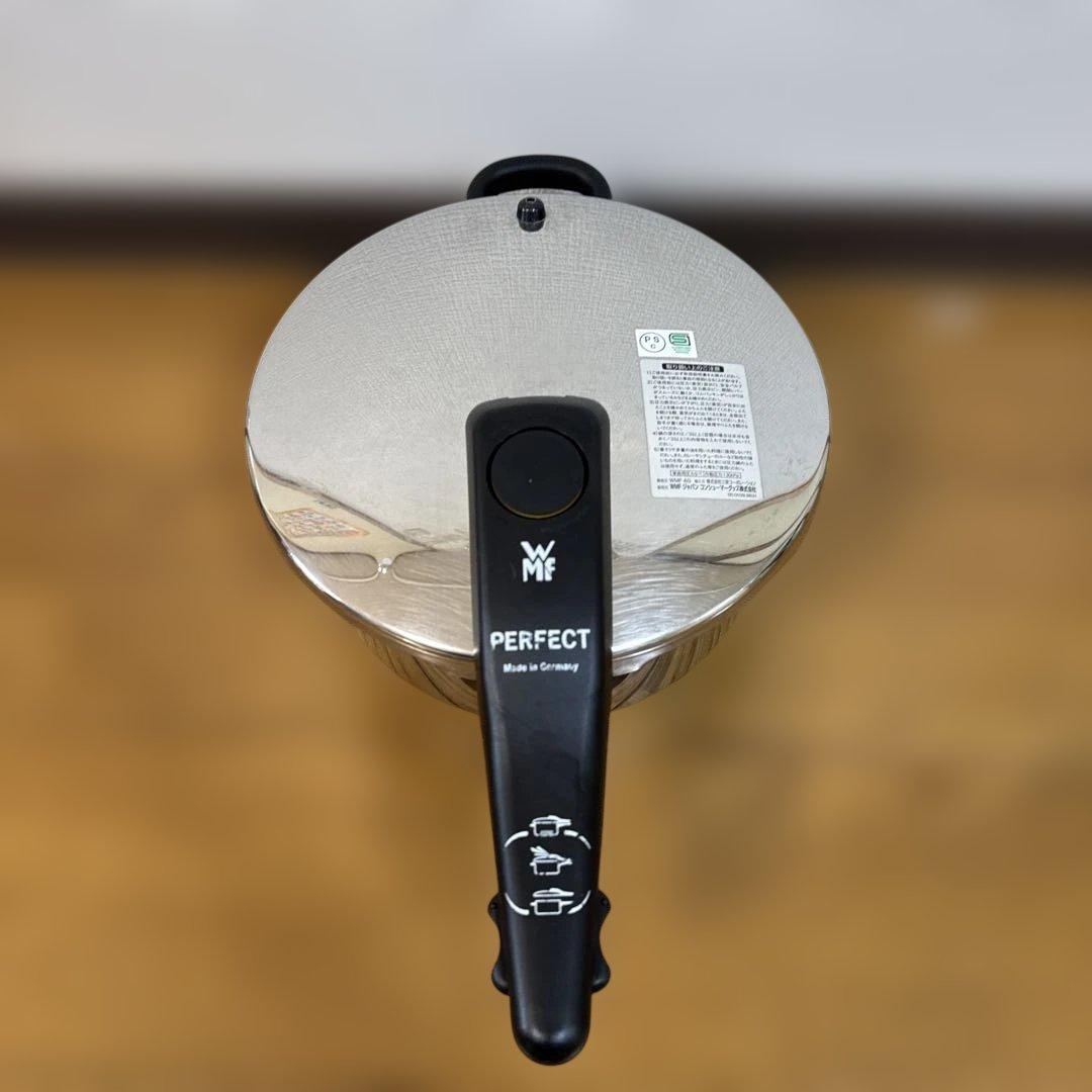 WMF (ヴェーエムエフ) パーフェクトS 圧力鍋 4.5L ドイツ製 レシピ本