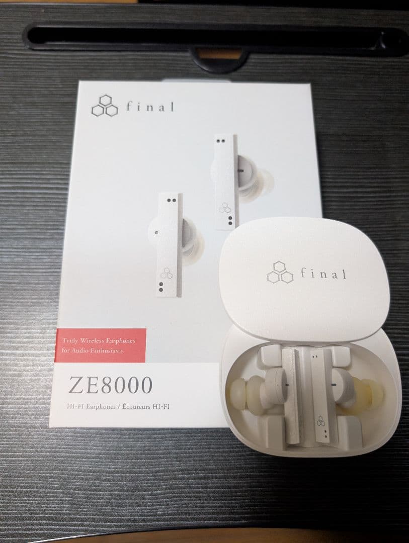 final ZE8000 ワイヤレスイヤホン ホワイト ZE8000｜final - イヤホン・ワイヤレスイヤホン・ヘッドホン｜final