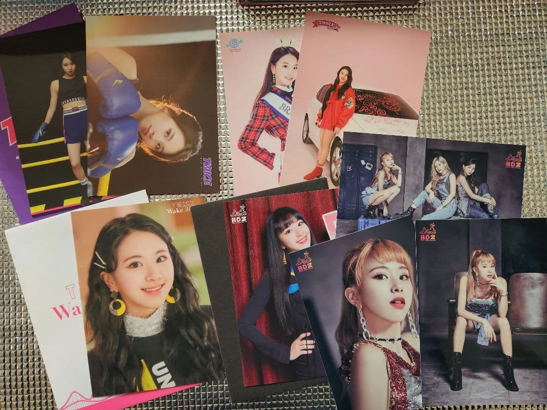 TWICE チェヨン ランダムトレカ79枚+オマケ トレカケース2種付き