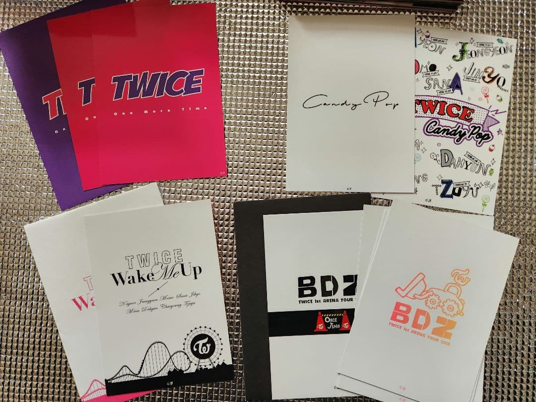 TWICE チェヨン ランダムトレカ79枚+オマケ トレカケース2種付き