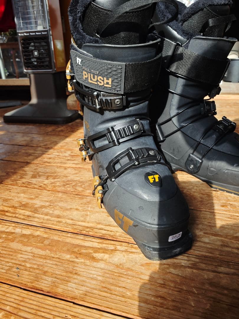 Full Tilt FT PLUSH 4 スキー ブーツ 26-26.5cm - メルカリ