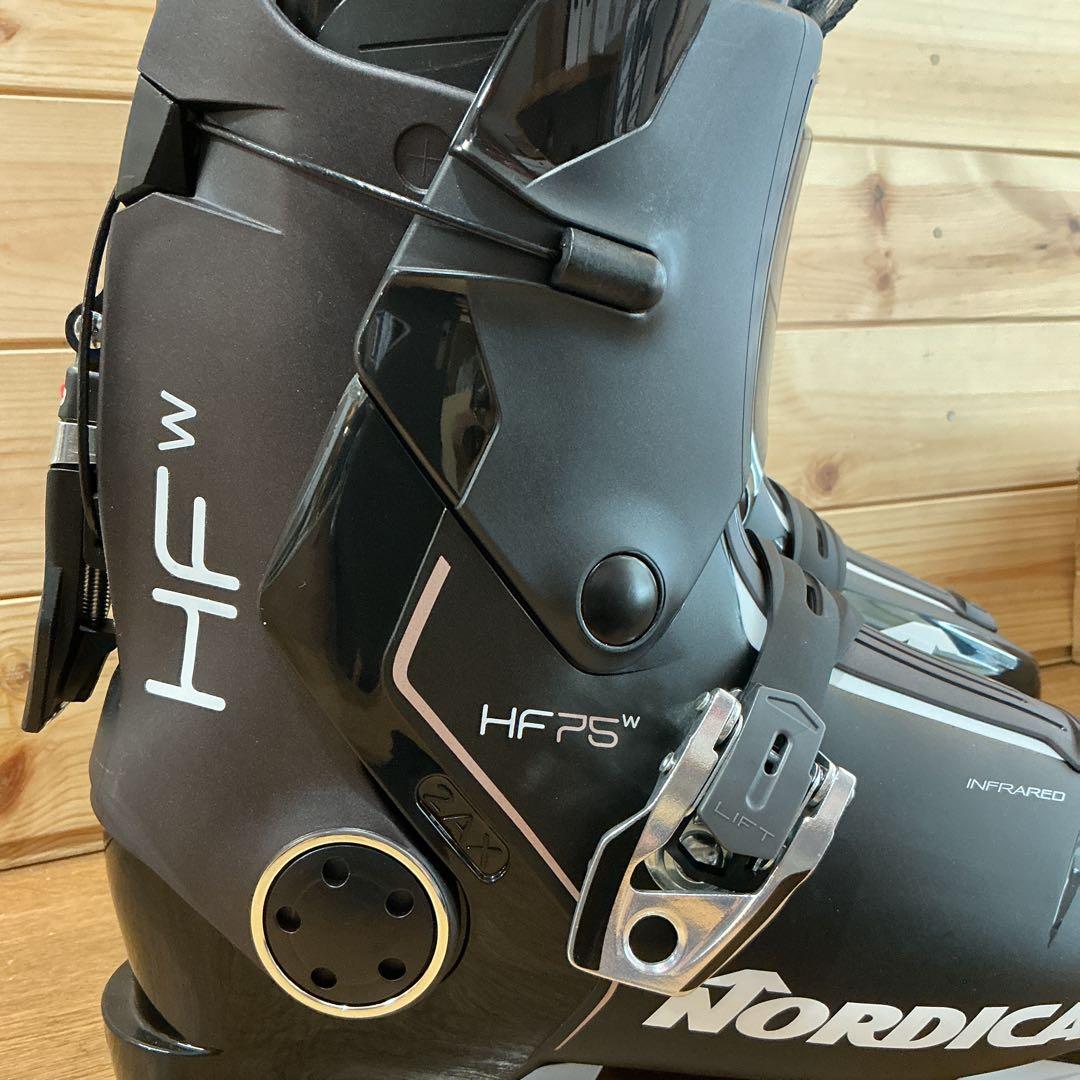 ノルディカ　女性用リアエントリーブーツ　HF 75W 23.5cm