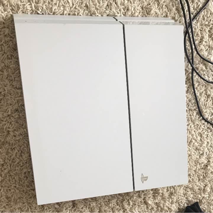 テレビとモンハンワールド付きプレステ4 SIE プレイステーション4 モンスターハンターワールド：アイスボーン