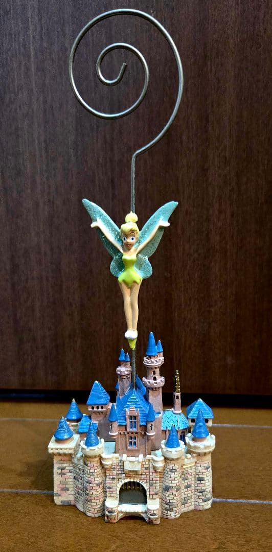 美品】眠れる森の美女の城ティンカー・ベルのフィギュア付きカード