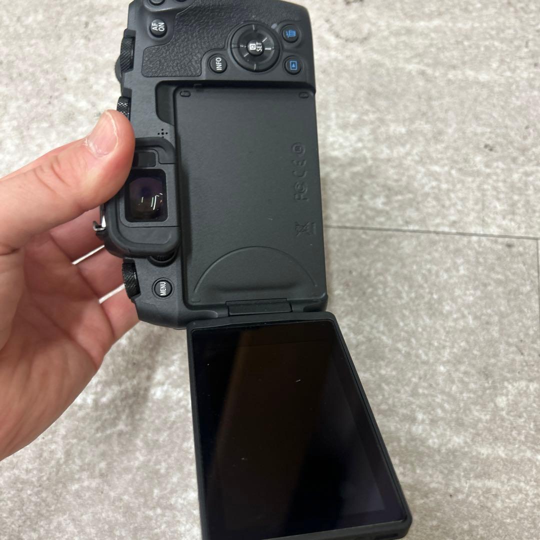 k*様 キャノン カメラ 黒Canon EOS RP ミラーレス一眼 本文見て❗