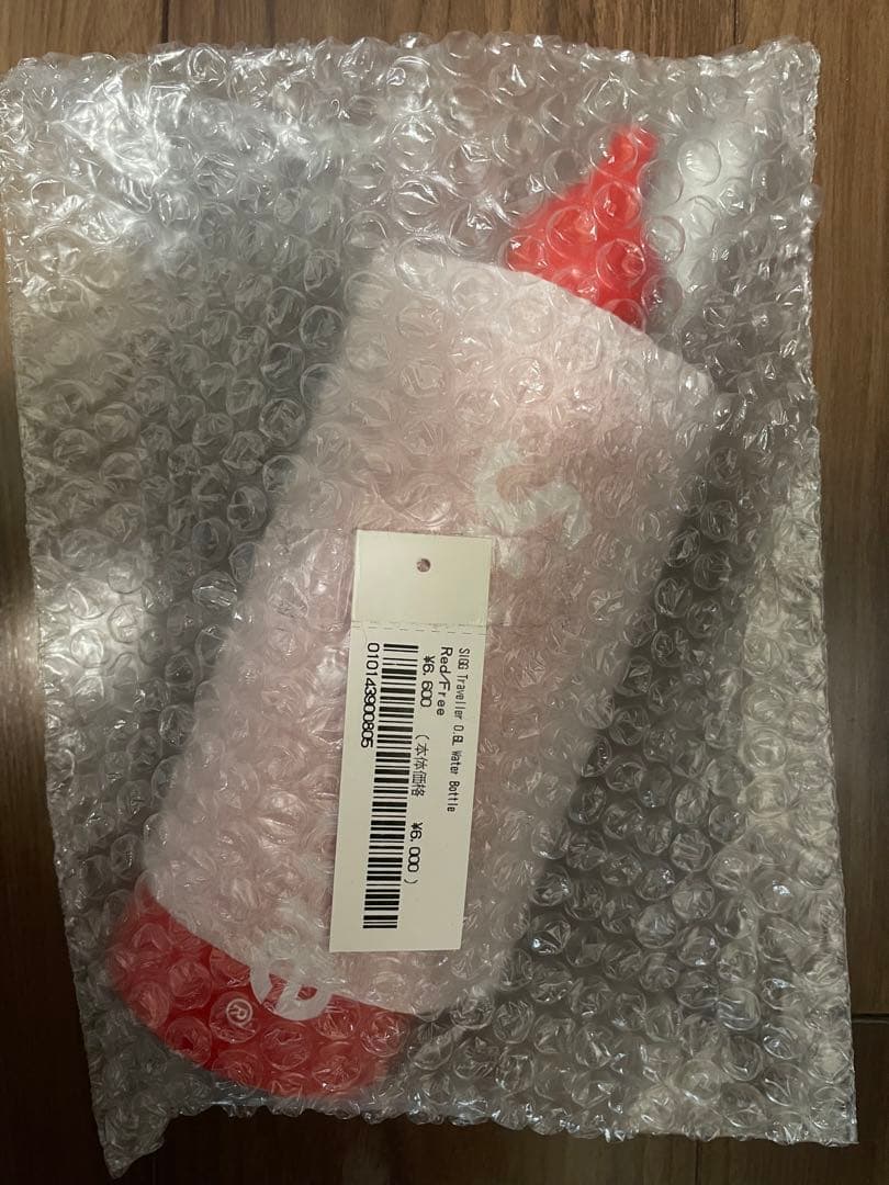 弁当箱・水筒 Supreme/SIGG Traveller 0.6L Water Bottle