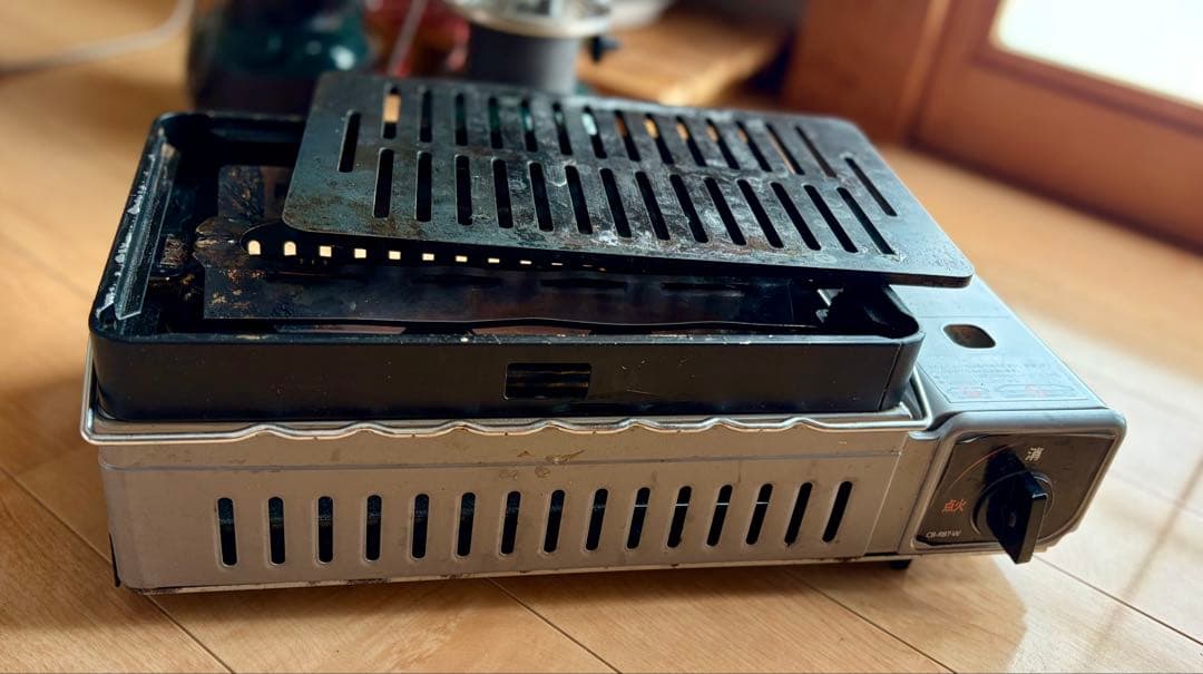 ★岩谷産業 カセットコンロ「炉ばた大将 炙家(あぶりや) 極厚鉄板付き 楽天市場】【レビュー特典】 ZEOOR 極厚鉄板 イワタニ 炉ばた焼器 炙り