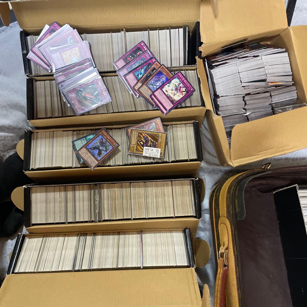 遊戯王 まとめ売り 約14000枚 美品】遊戯王 まとめ売り10枚 - メルカリ