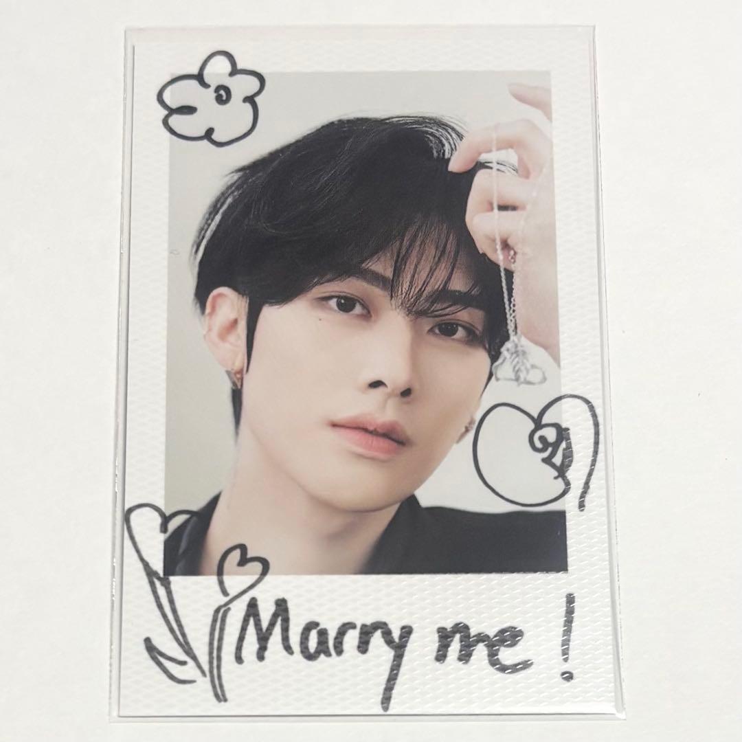 ゼベワン RE-FLOW 封入 トレカ ポラロイド チェキ リッキー - メルカリ