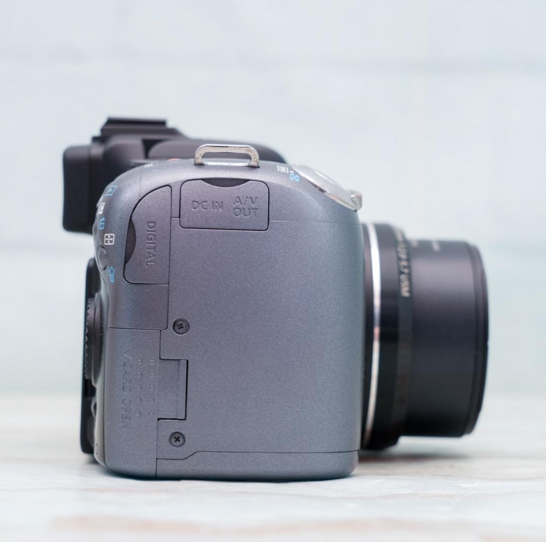 極美品】Canon PowerShot SX10 IS 単3電池駆動 - メルカリ