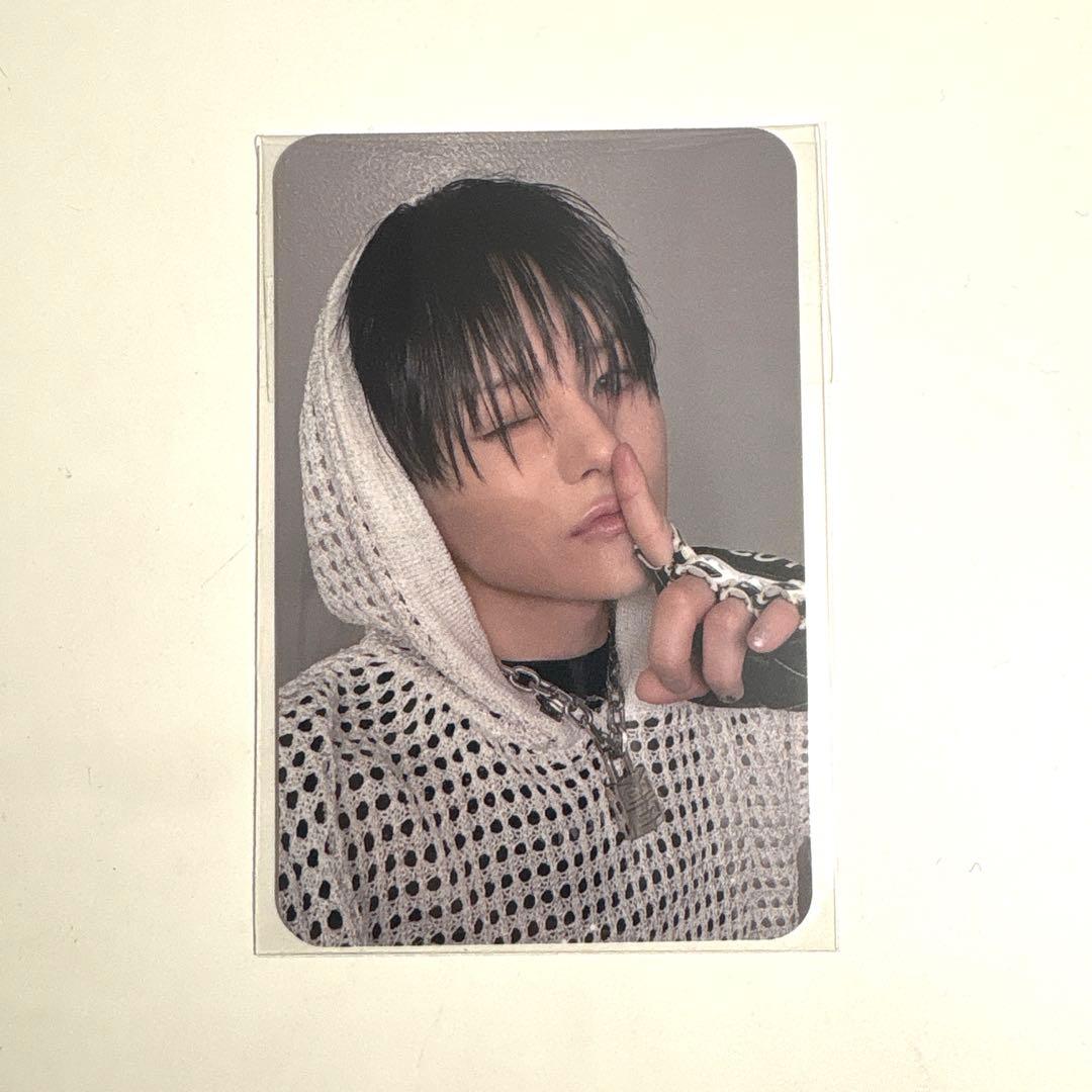 Treasureヨシ トレカ - メルカリ