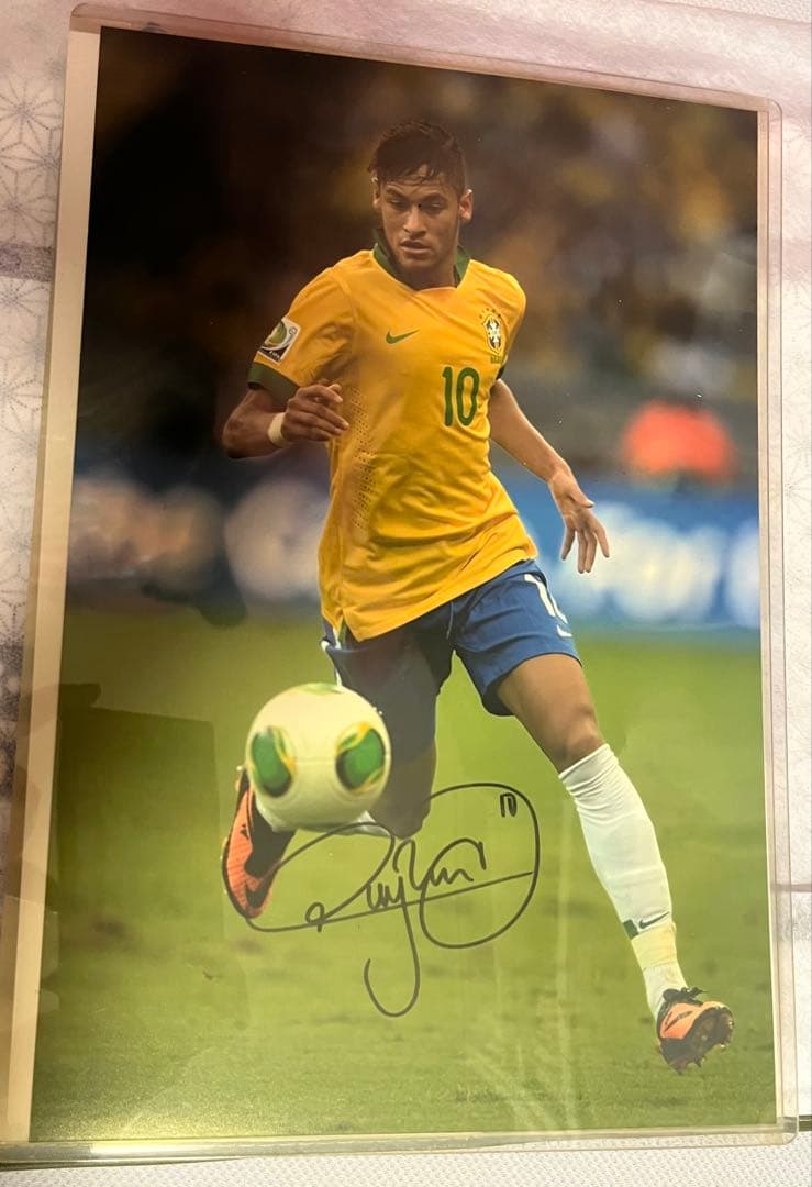 ネイマール選手　直筆サインパネル　ブラジル代表 ネイマール直筆サイン入りブラジル代表2022ホームユニフォーム特製