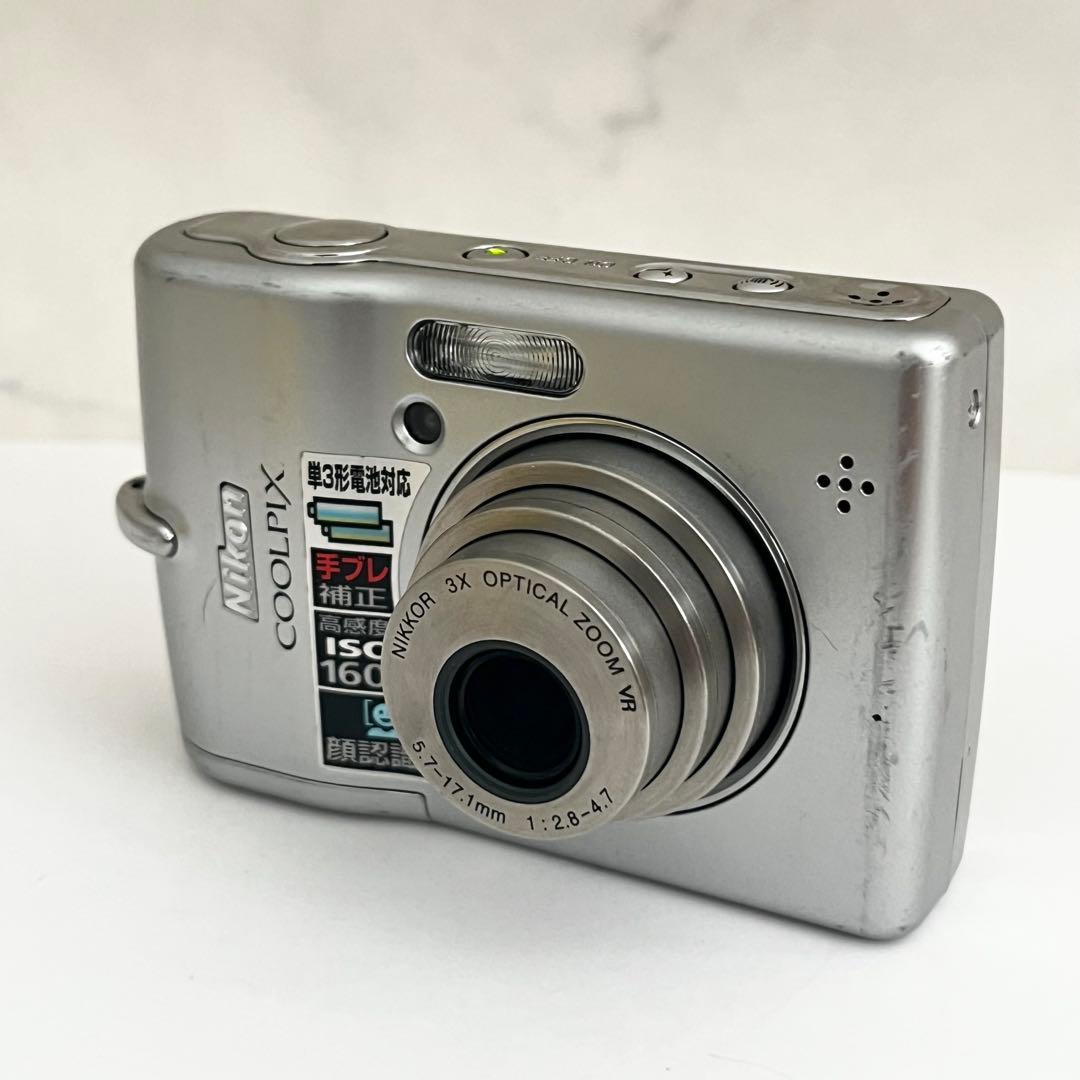 Nikon ニコン COOLPIX L12 シルバー 単3電池 平成 レトロ Amazon | Nikon デジタルカメラ COOLPIX(クールピクス) L12 710万画素
