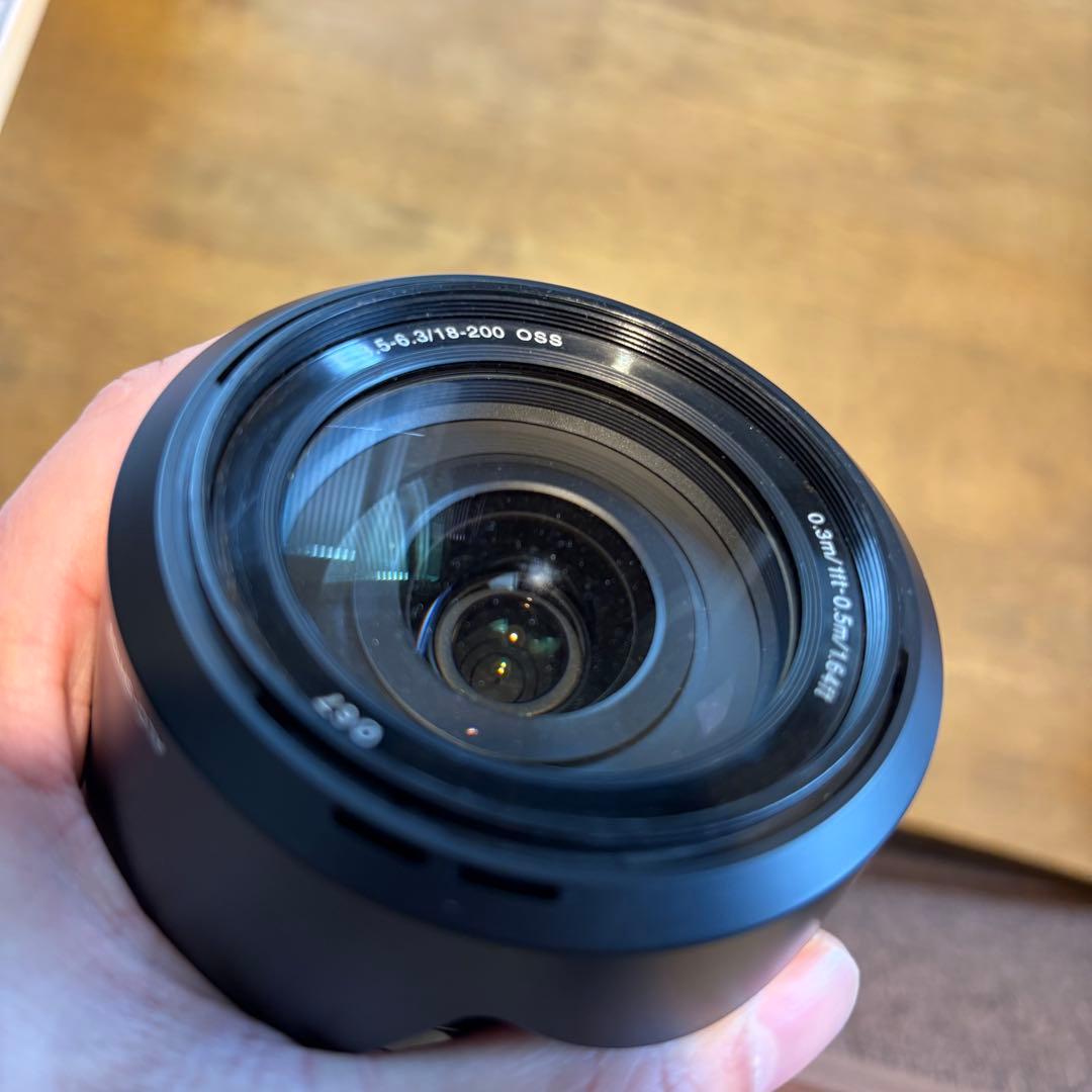 SONY 18-200mm F3.5-6.3 (中古)