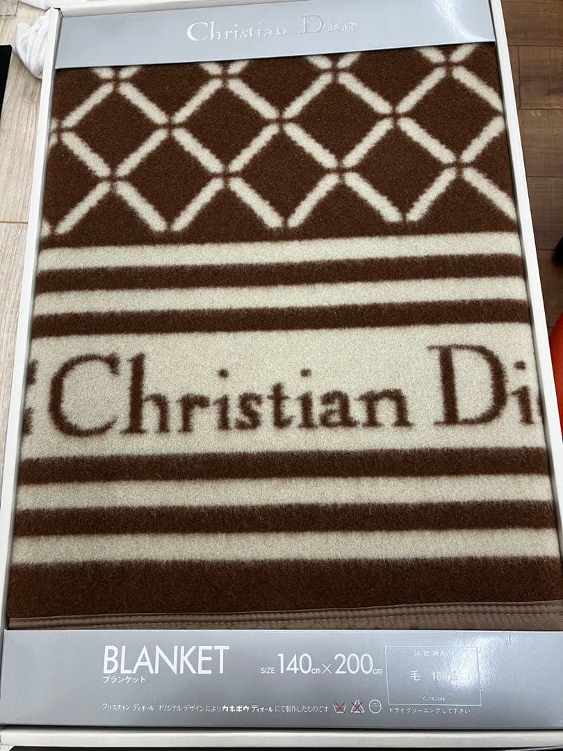 【新品未使用】Christian Dior　毛布 Christian Dior - ブランケット 毛布の通販 by ハニーchan's shop