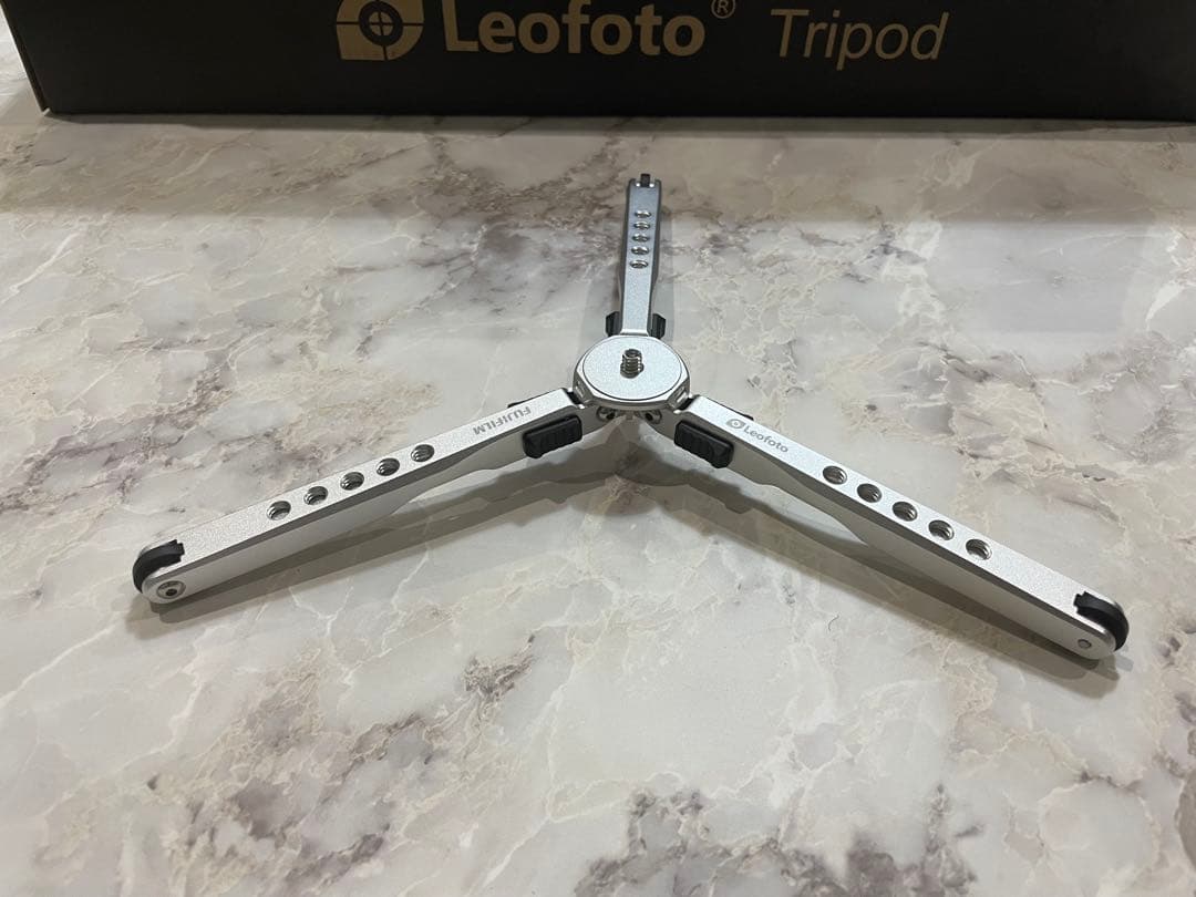 Leofoto mt-03スパイダーミニ三脚ポケット三脚FUJIFILMコラボ品 - メルカリ
